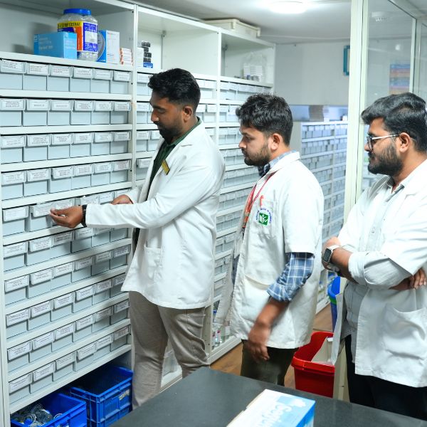 Infrastructure and hospital exposure at best b pharm colleges in Bangalore with strong academic and practical training