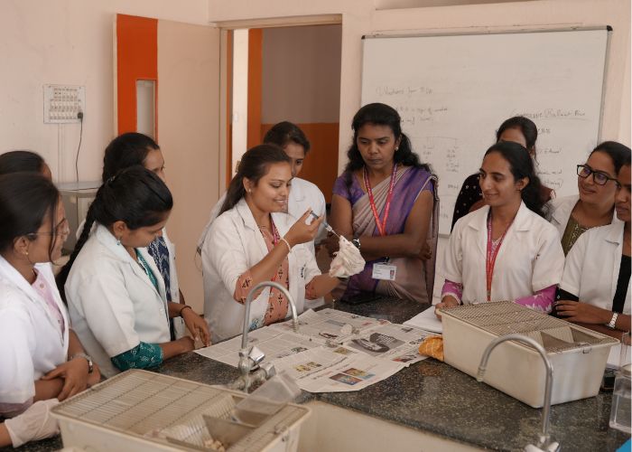 Pharmacy research and innovation laboratory at Mallige College of Pharmacy